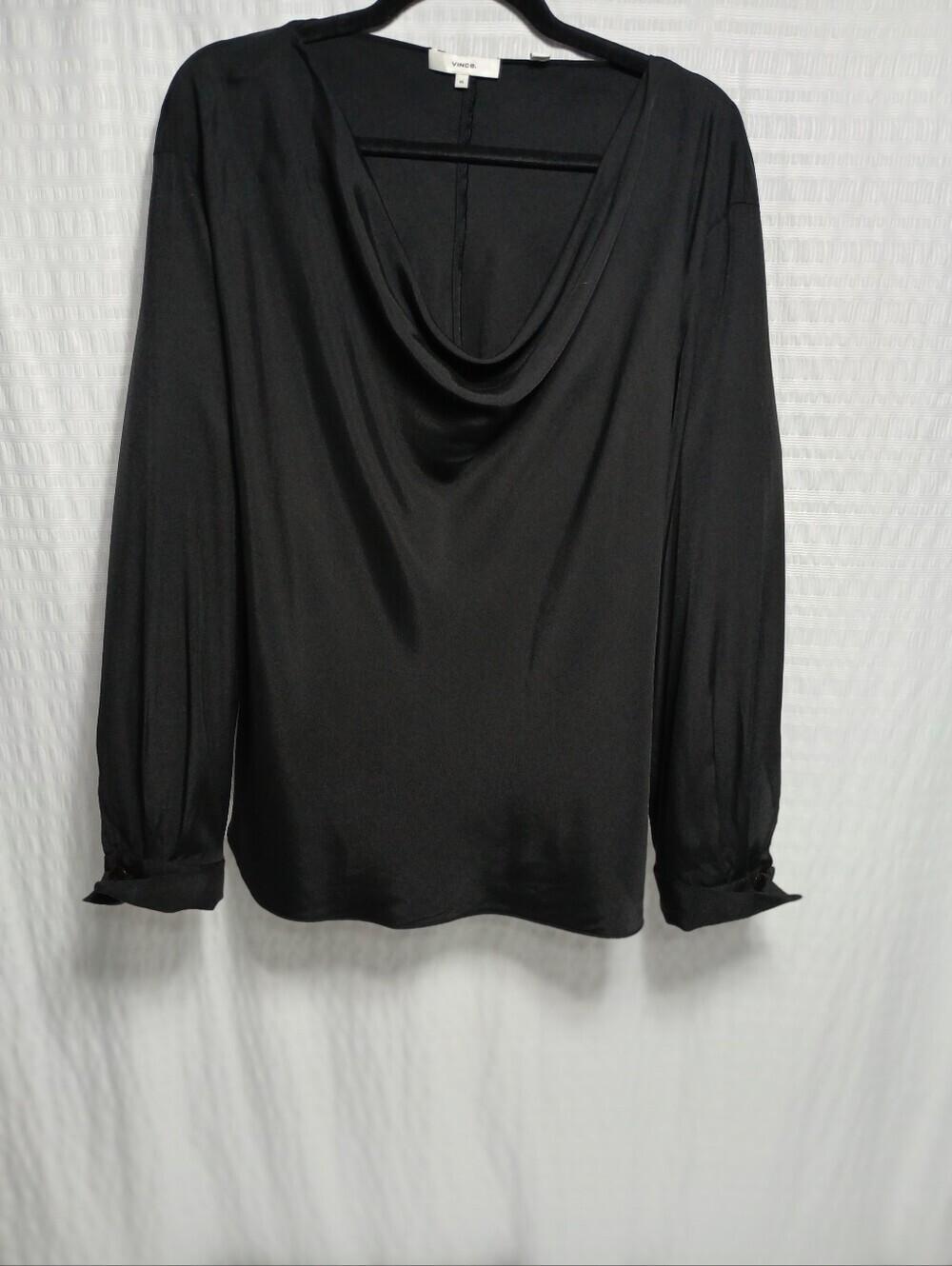Vince Silk/ Rayon Draped Cowl Neck Long Sleeve Pullover Blouse. Size XL